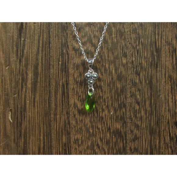 Jewelry - 18" Sterling Silver Green Cubic Zirconia And Marcasite Pendant Necklace Vintage